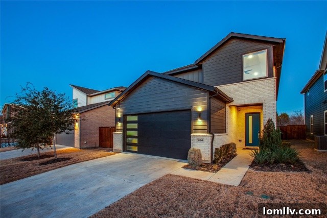 Stylish Interior of a Plano Zero Lot Line Home