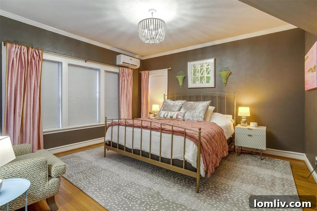 Bright and Inviting Bedroom Space