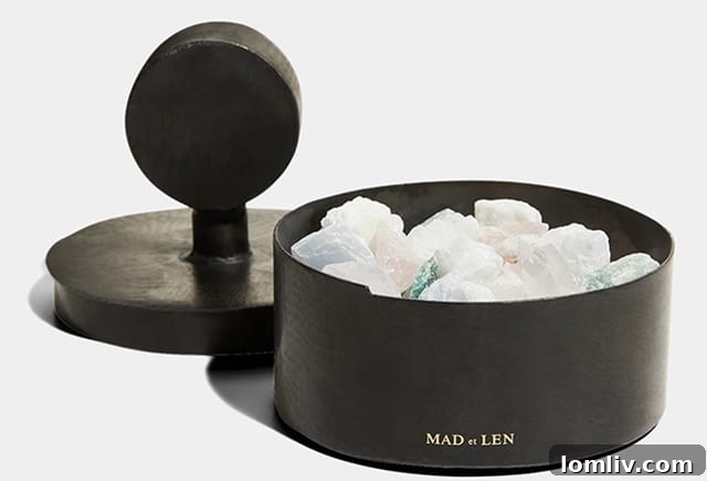 Pot Pourri Totem comes in a hand-forged iron container.