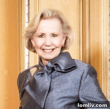 Yvonne Crum, former Braniff hostess