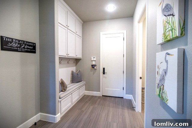 Elegant entryway of the Heath Golf and Yacht Club lakehouse, featuring a welcoming design