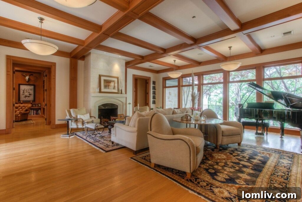 Mira Vista Manor - Grand Interior with High Ceilings