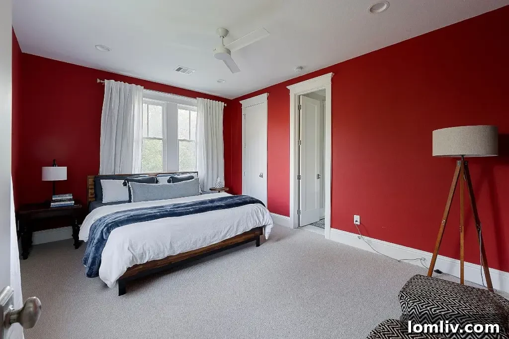 Bright and spacious secondary bedroom with unique style and ample room