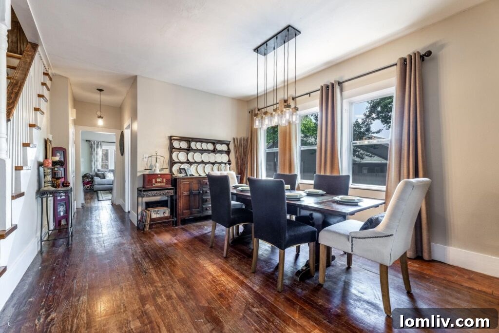 Weatherford Craftsman Your Personal Touch Awaits 5 A bright and spacious interior living area of the Weatherford home, showcasing potential for personalization and comfortable living.