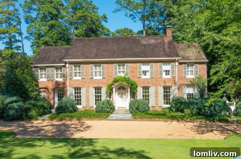 Luxury Georgian home exterior, Mountain Brook Alabama, real estate, elegant architecture