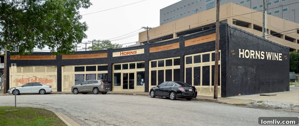 3302 Swiss Circle's distinct curved facade, showcasing historic architecture in Old East Dallas.