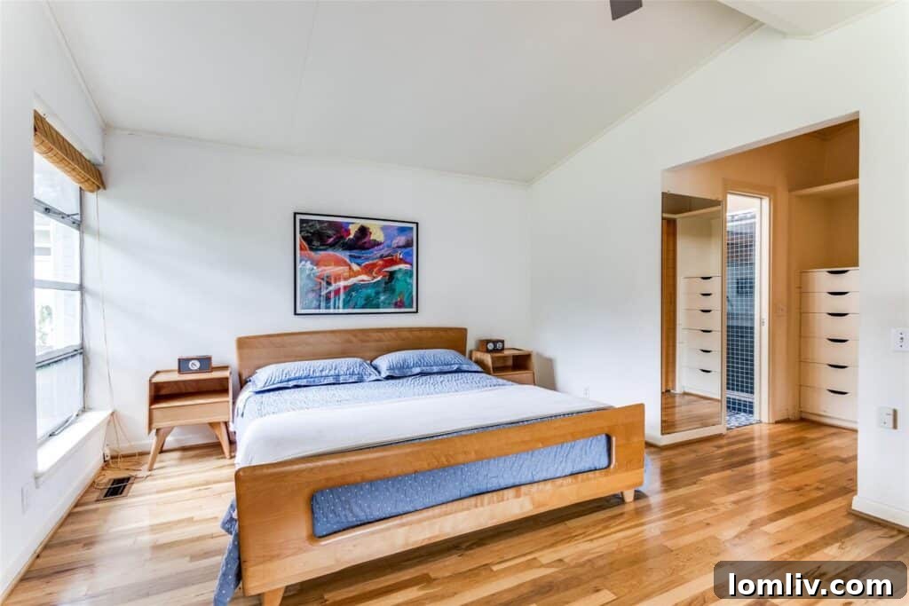 Ed Murchison Lists a 99.99 Percent Original Disney Streets Midcentury Modern Time Capsule 8 Spacious Midcentury Living Area