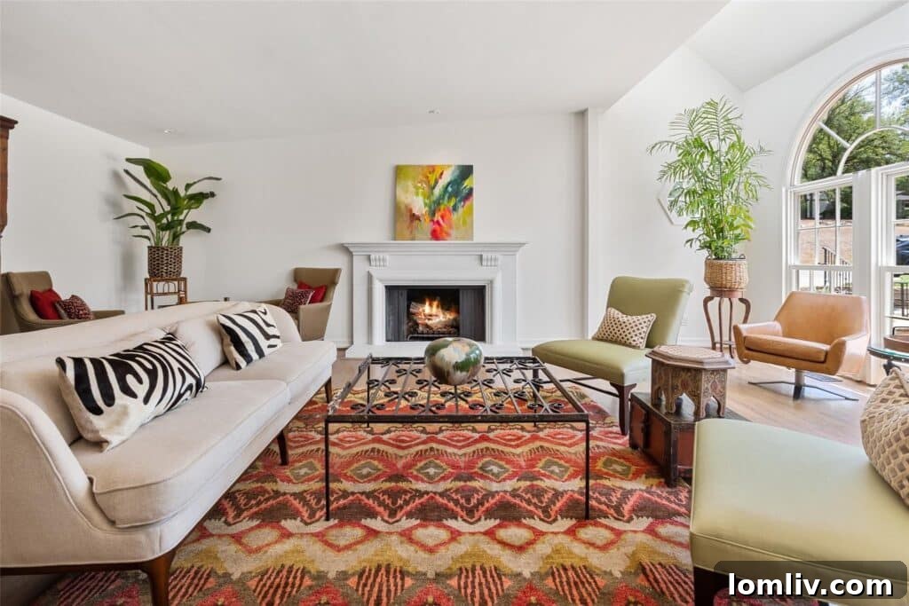 Rare Midcentury Gem in Rivercrest First Time Offered 5 Spacious interior with abundant natural light in a modernized Midcentury home