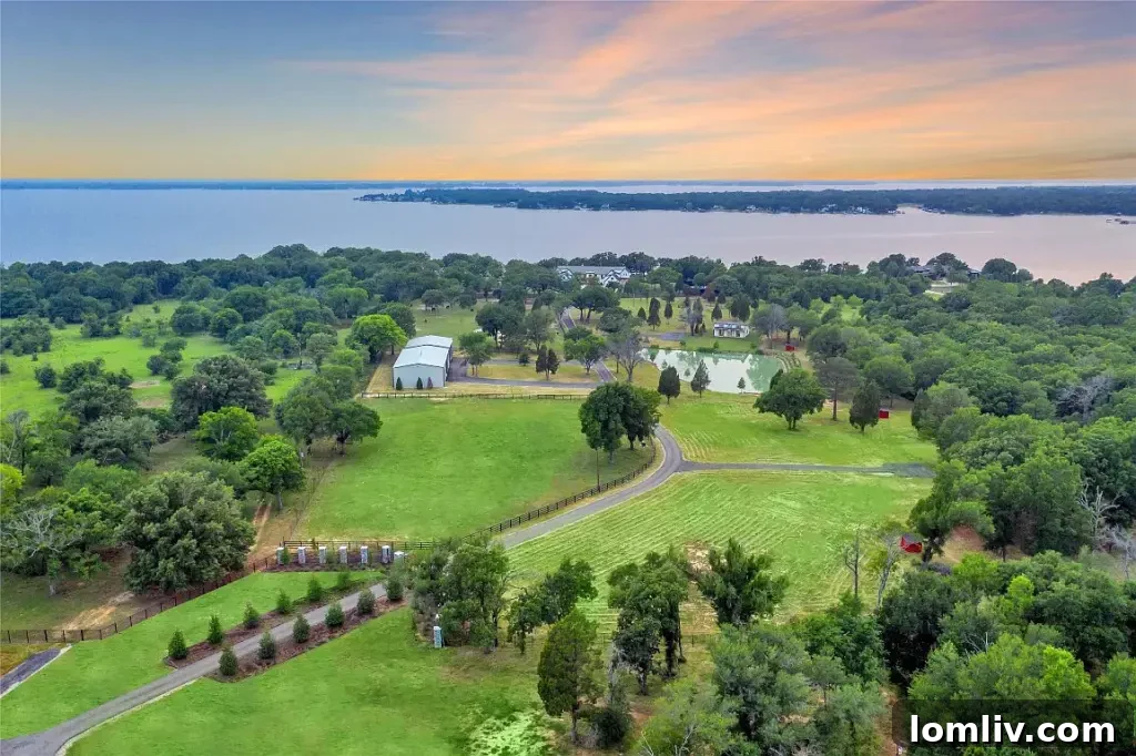 Panoramic view of Barron's Lakeside estate on Cedar Creek Lake