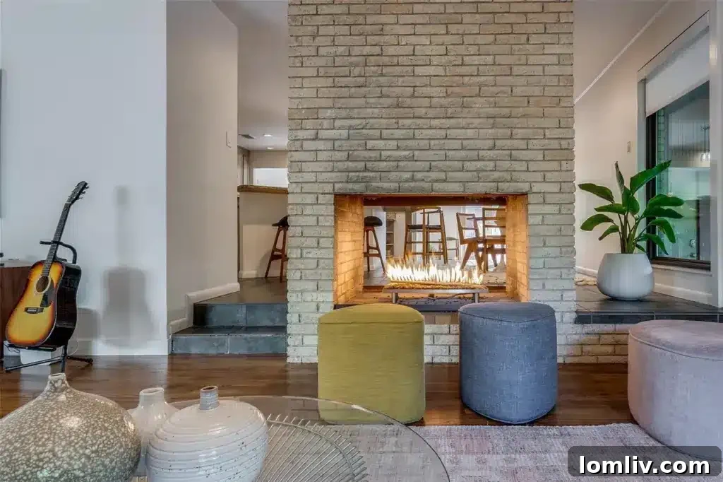 Rare East Dallas Ju-Nel Gem Hits The Market Open This Weekend 5 An open-concept living space with a breakfast bar, demonstrating the seamless flow of the Ju-Nel interior.