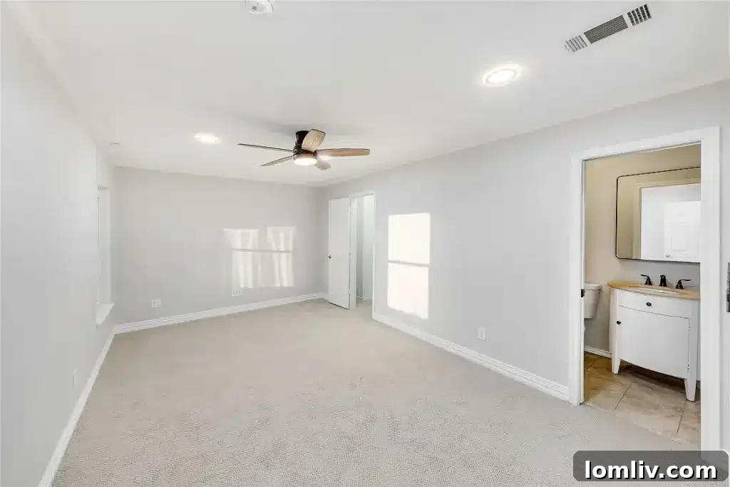 Inviting dining area in 609 Pecan Creek Drive, Sunnyvale, TX.