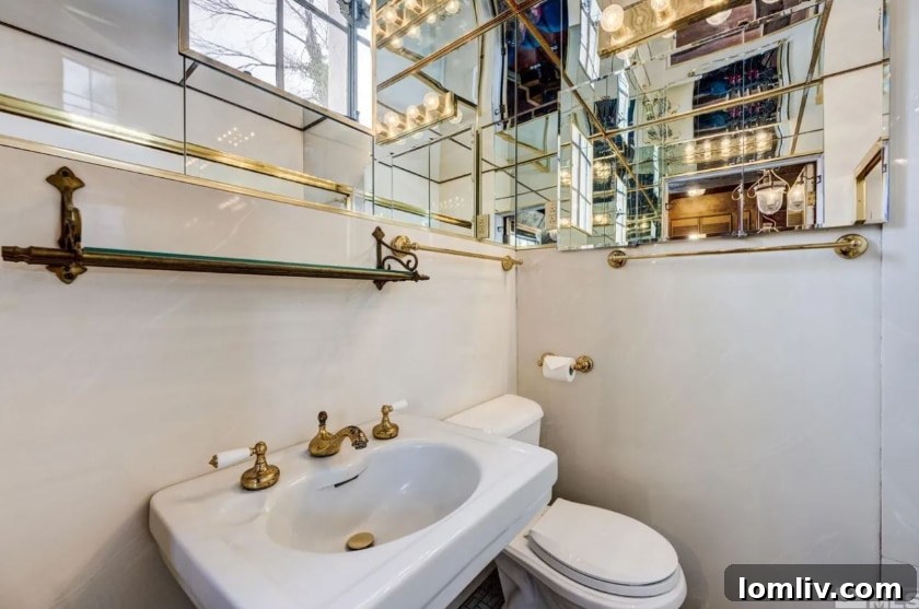 Bizarre Bathroom Layout Reno Nevada