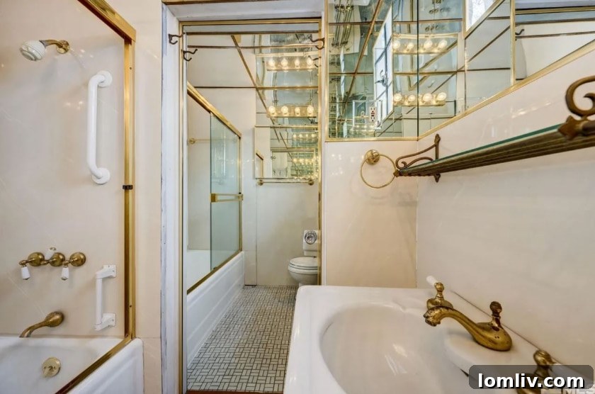 Reno Home Mirror Bathroom