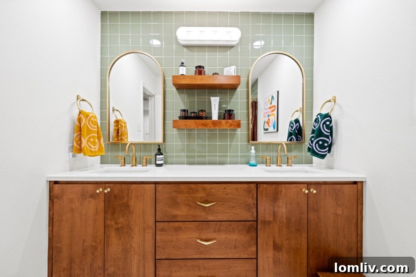 Erick and Chelsea Sigmond's Stunning East Dallas Ranch Transformation 16 After renovation, a stylish wet bar integrated into the living space, perfect for entertaining