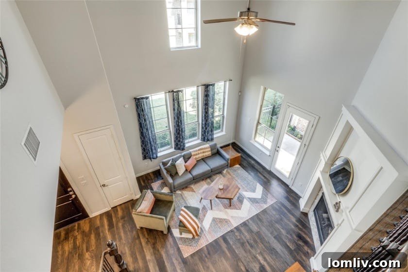 Stylish Dining Area Connected to the Kitchen