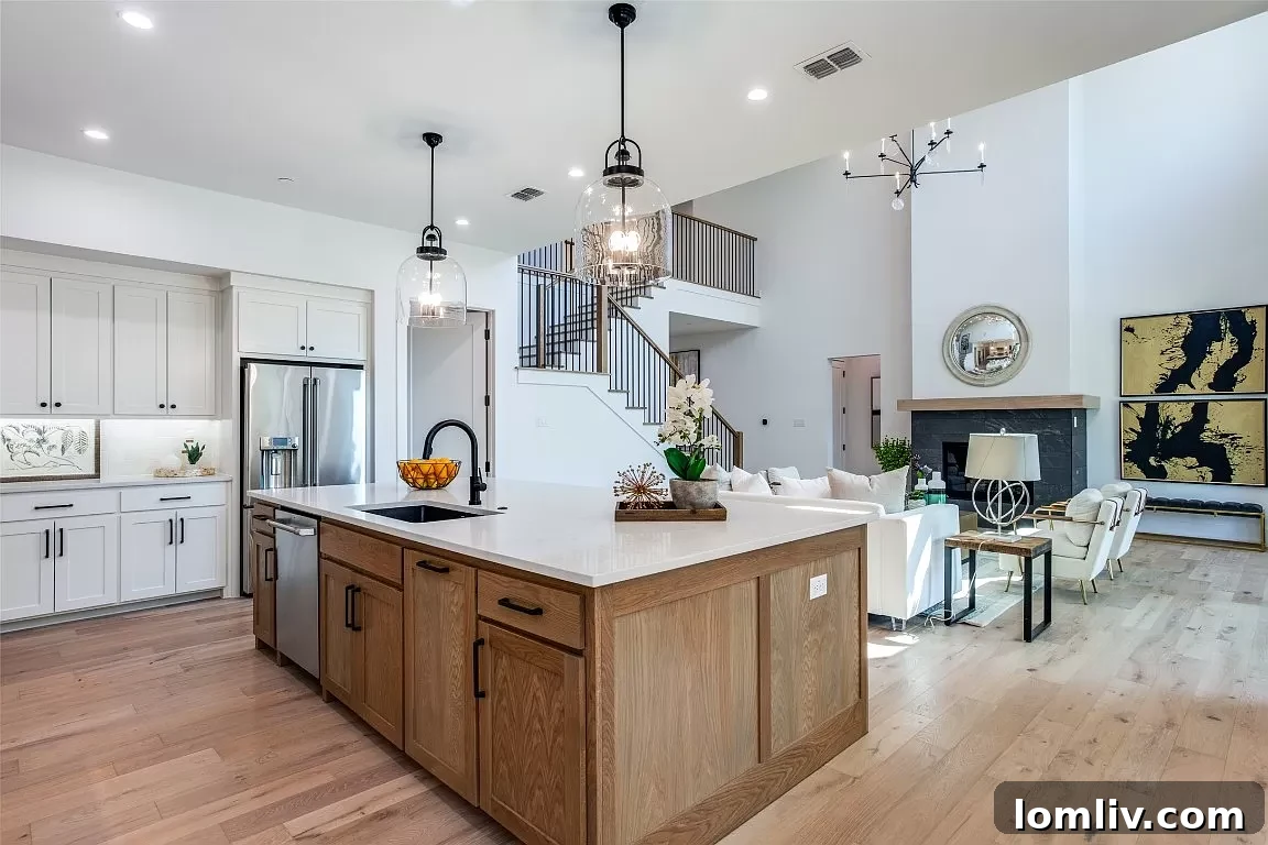 Feast-Ready Spaces: Open Houses Boasting Proper Dining Rooms 10 Open great room for holiday discussions