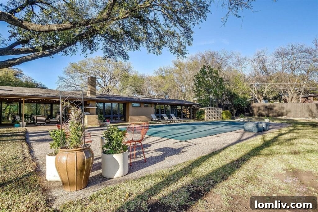 Unearth Overton Park's Asian-Inspired Midcentury Modern Time Capsule 14 Overton Park Time Capsule | Mid-Century Modern Pool and Patio