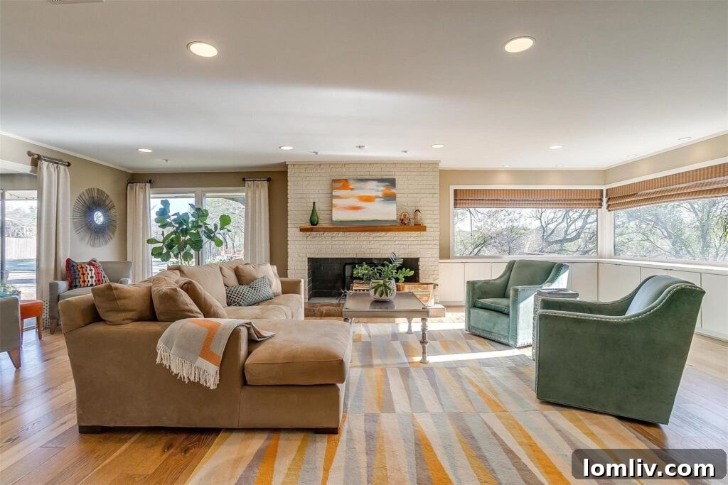 Unearth Overton Park's Asian-Inspired Midcentury Modern Time Capsule 5 Overton Park Time Capsule | Mid-Century Modern Dining Room