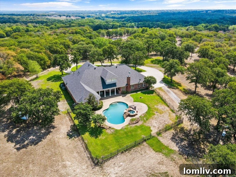 Luxury Home at 2080 County Road 2445, Decatur, Texas