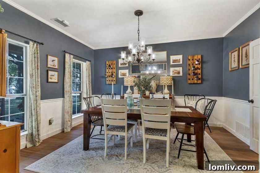 RE/MAX DFW Associates Liz Snowden Uncovers a Prime Flower Mound Property 6 Luxurious master bathroom with a large bathtub and elegant finishes in the Flower Mound home