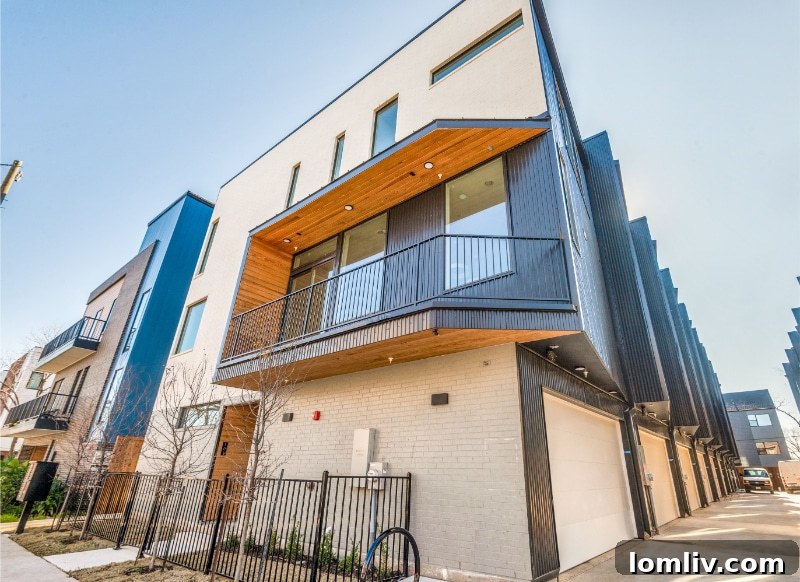 FAR DANG and Cobalt Homes Ignite Bishop Arts Design on W 9th Street 2 Architecturally significant townhomes by Cobalt Homes in Dallas' Bishop Arts District