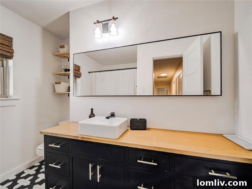Custom Vanity in a Narrow Bathroom