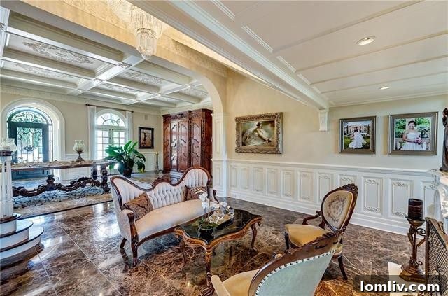 Detailed architectural elements within The Baldridge House