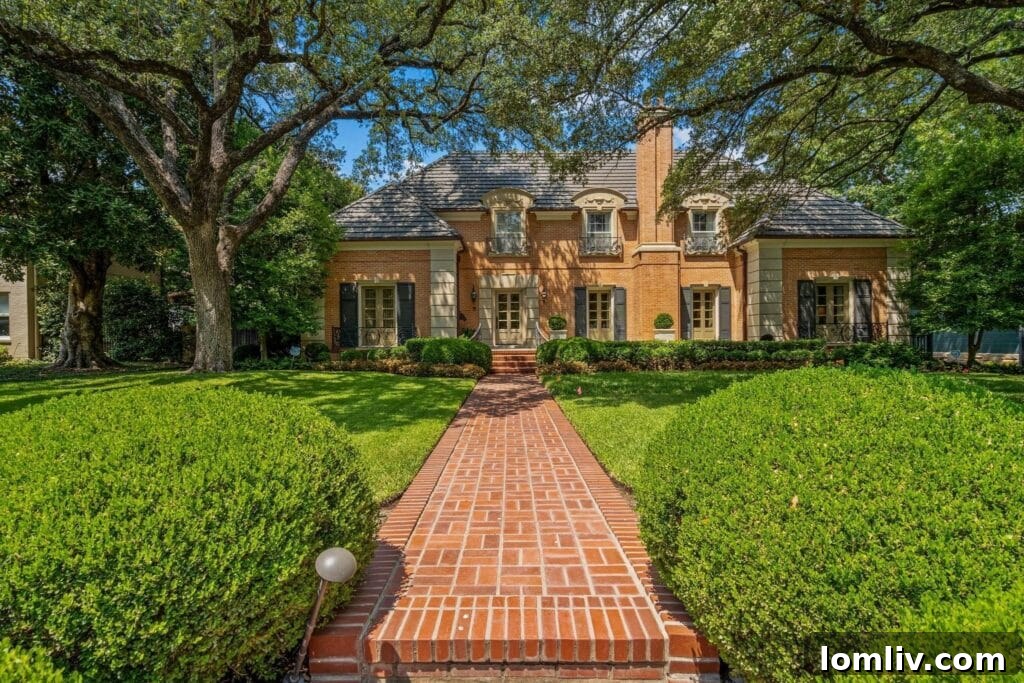 Luxury Home Exterior at 6216 Curzon Avenue, Ridglea, Fort Worth