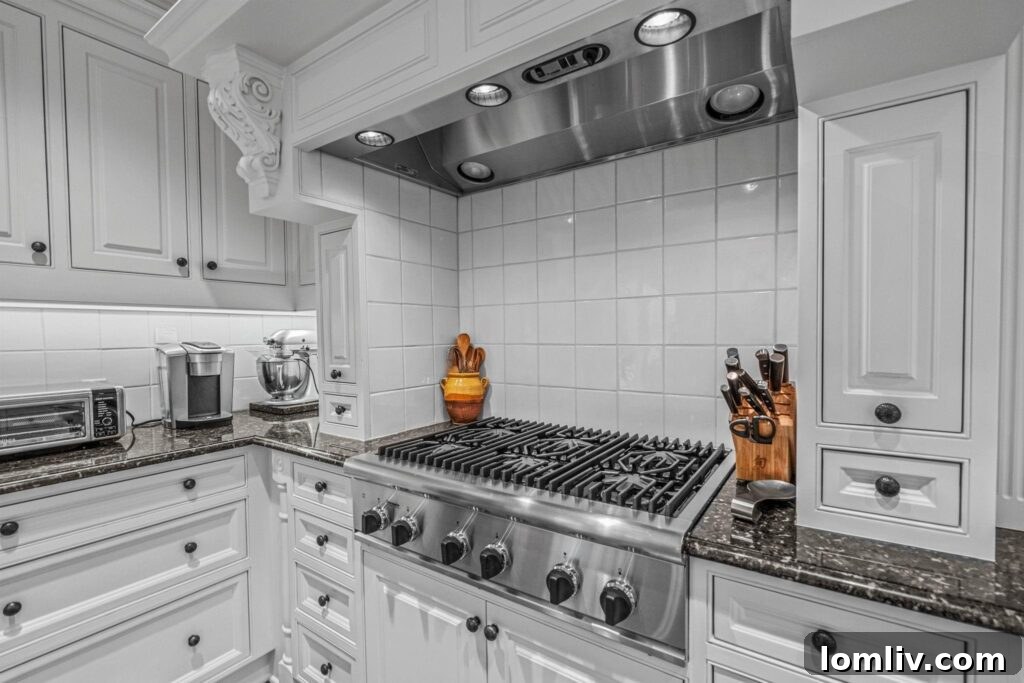 Spacious Breakfast Nook in a Bright Kitchen