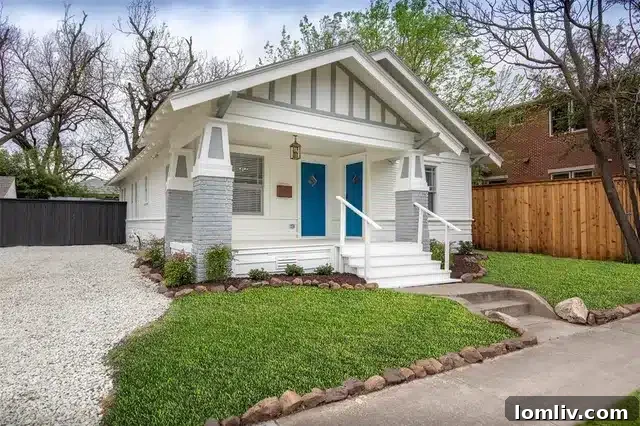 Summit Duplex Living: Your Suburban Opportunity 3 Exterior view of the charming Craftsman duplex in Dallas