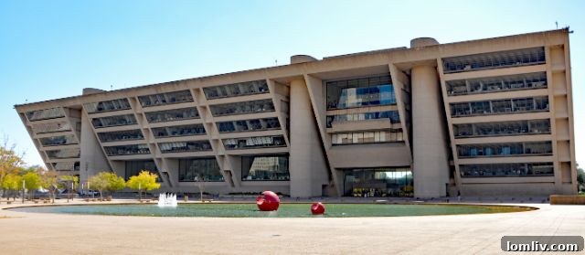 Dallas in Disarray: Manager's Exit Exposes Community Anger and Lingering Shadows 5 Dallas City Hall (Photo Credit: Mimi Perez)