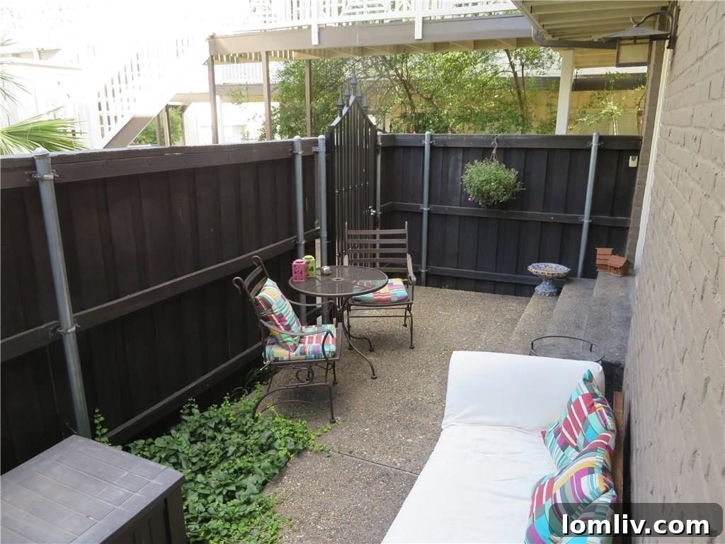 5904-Sandhurst-Lane-145-HCHOTW-Courtyard-Dallas