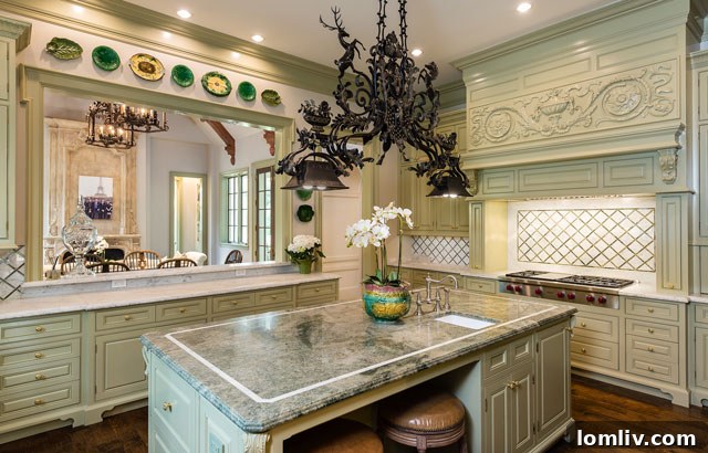 3516 Lexington Avenue - Kitchen Overview