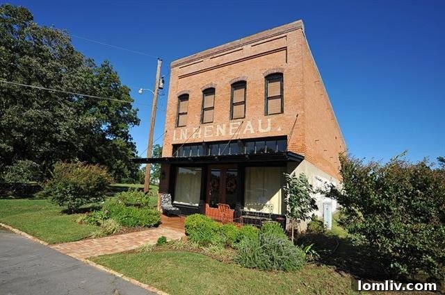 Historic Storefront Home Golden Texas