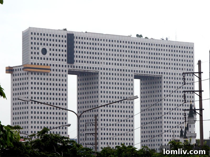 Preston Place: Where the New Year Isn't New 4 The iconic Chang “Elephant” Tower in Bangkok, a striking example of ambitious and potentially polarizing architectural designs globally.