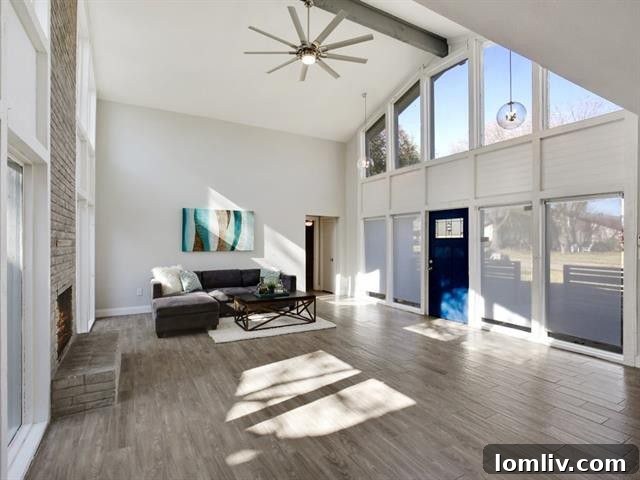 Inviting Dining Area with Backyard View