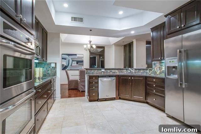 Dining Area in Open-Concept Penthouse