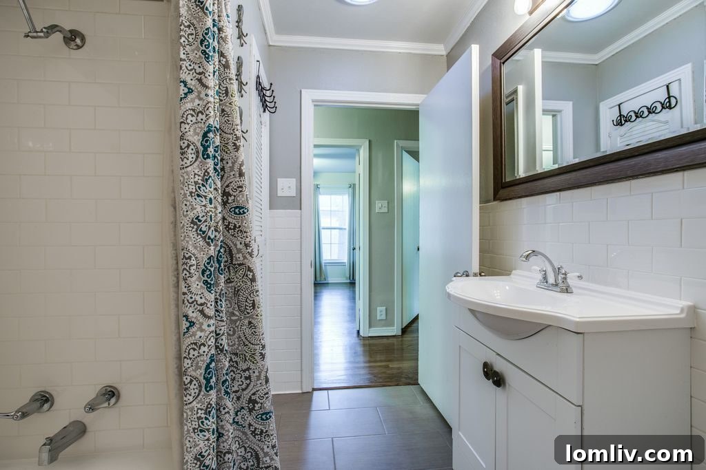 Snag This Delightful Lake Highlands Home for Just $415K 17 Third Bedroom - 525 Parkhurst Drive Dallas TX