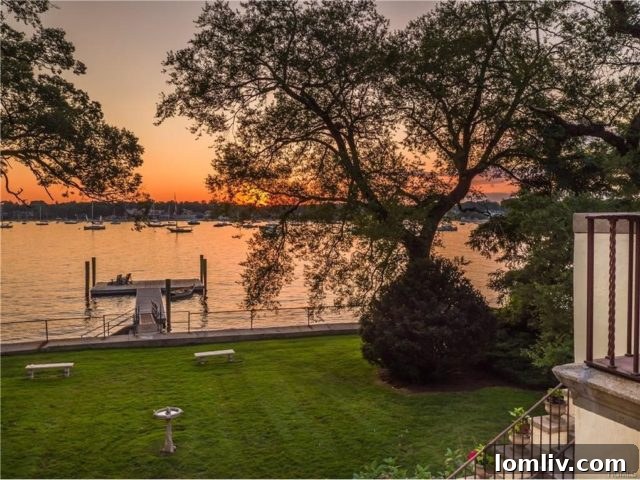 Mamaroneck's Historic Haven: Waterfront Serenity, Manhattan's Skyline 3 Luxurious Mamaroneck home interior showcasing elegant design