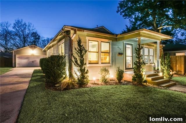 Exterior of North Oak Cliff Bungalow