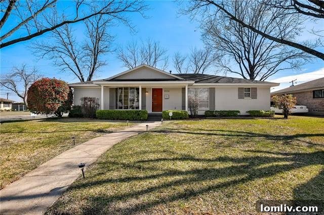 Remodeled Ranch Home Exterior in Hillview Terrace