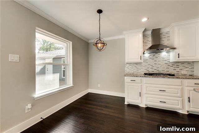 2020 W Five Mile Pkwy - Home Interior View 9