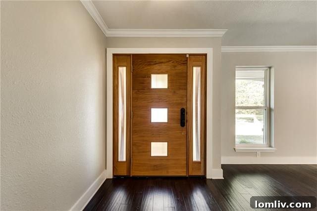 2020 W Five Mile Pkwy - Home Interior View 1
