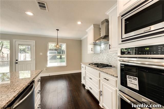 2020 W Five Mile Pkwy - Home Interior View 7