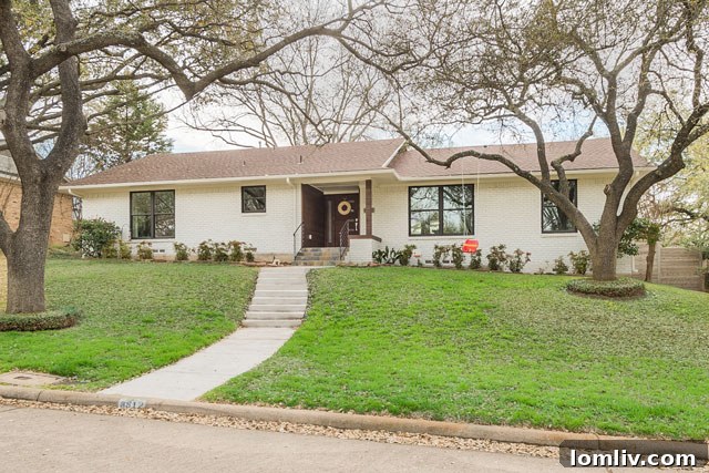 Charming exterior of 6812 Sherburne, another highlight of the Lake Highlands Home Tour