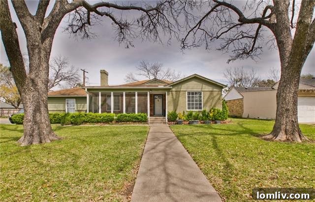 Greenway Park Homes: Luxury Amenities, Smart Value 7 Charming Renovated Cottage Exterior