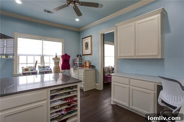 Convertible Craft Room
