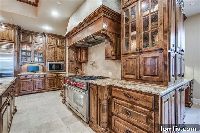 Elegant Las Colinas Kitchen Design
