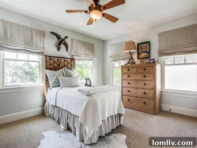 Kids' bedroom with playful and functional design