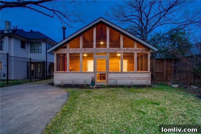 Unveiling North Oak Cliff's Singular Masterpiece 22 The charming exterior of 1047 N Winnetka Ave, inviting you home